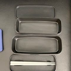 お弁当箱の画像