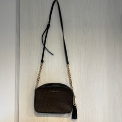 MICHAEL KORS ショルダーバッグの画像
