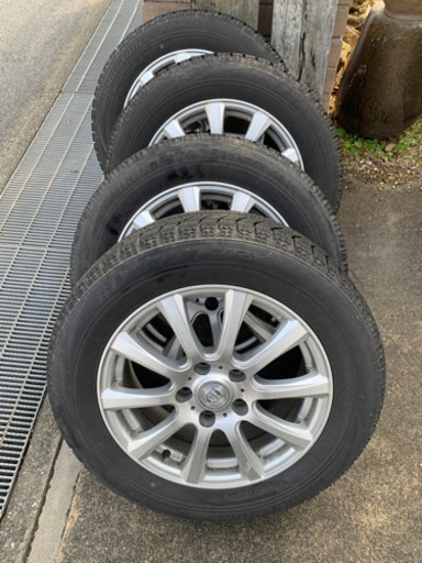スタッドレス 205/60R/16
