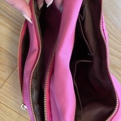 Pana Suru 可愛いピンク ショルダー バックの画像