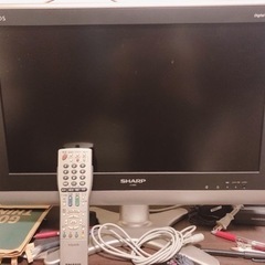 SHARP テレビ　20インチ　LC-20E5 アンテナケーブル　リモコン付きの画像