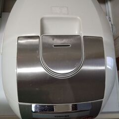 TOSHIBA 炊飯器（中古）の画像