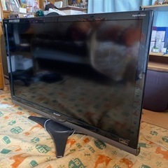 シャープ2010製液晶カラーテレビの画像