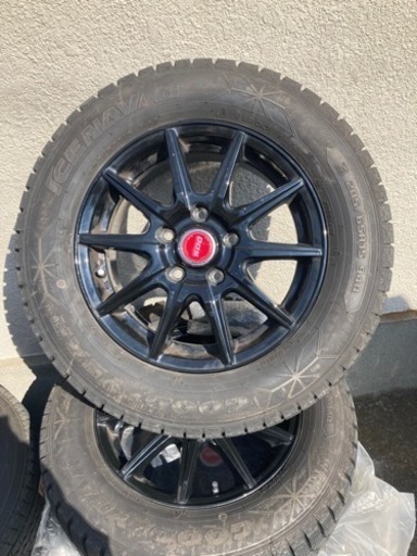 スタッドレスタイヤ