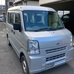 平成25年式エブリィＶ【走行5.3万キロ】4WD.車検2年付き黒...