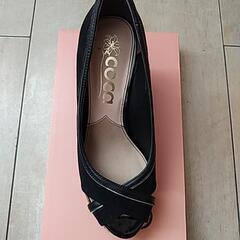 coca パンプス(黒) 23㎝の画像