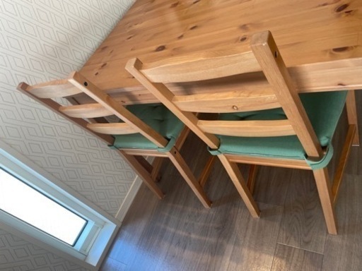 週末限定値下げ　IKEA JOKKMOKK ヨックモック ダイニング　テーブル＆チェア4脚 チェアクッション付き