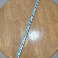 折りたたみ丸テーブルの画像