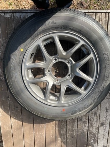 ジムニーXC新車外しタイヤホイール　走行11km