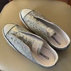 【更に値下げ】CONVERSEスニーカー