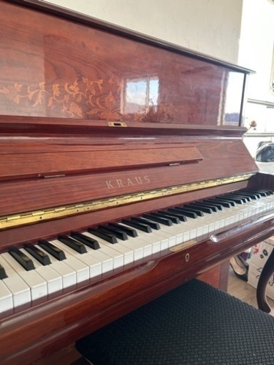 評価の高い国内ピアノメーカー大成ピアノのレアなクラウスです！