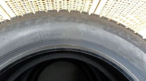 新品 BRIDGESTONE BLIZZAK VRX2 16インチ タイヤ４本 185/60R16 86Q 2022年(30，31週) ブリヂストン ブリザック スタッドレス 札幌 西野店