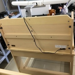 HJ309 【中古】学習机 ピンクの画像