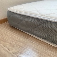 【無料で差し上げます】マットレス　クイーンの画像