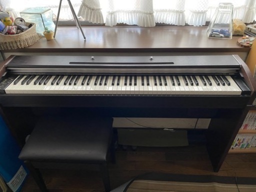 電子ピアノ