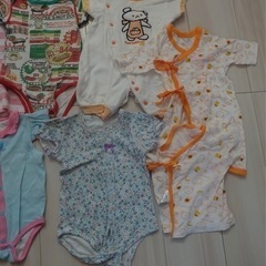 70〜80センチ　女の子　半袖ロンパース♡の画像