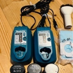 【値下げ】マキタ　インパクトドライバー　掃除機　予備電池パックありの画像