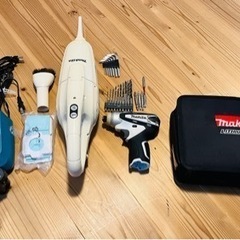 【値下げ】マキタ　インパクトドライバー　掃除機　予備電池パックあり