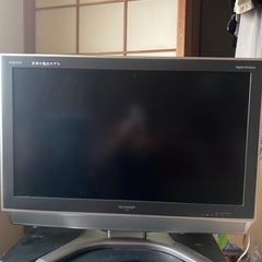 AQUOS  32型　テレビ　📺　7日迄の画像