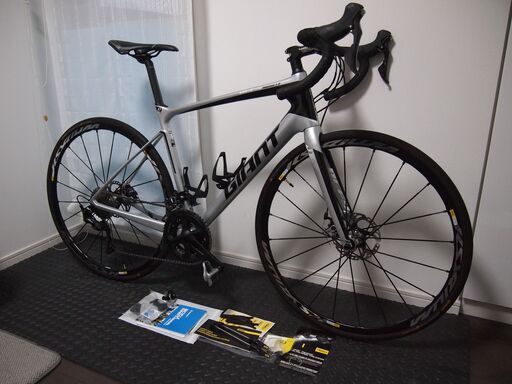 値下げ!!フルカーボンディスクロードバイク GIANT DEFY ADV2 MAVICホイール付き
