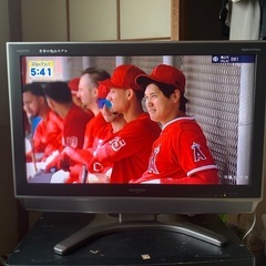 AQUOS  32型　テレビ　📺　7日迄の画像