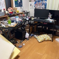 部屋にある四角の黒いテーブルを解体してもらいたい