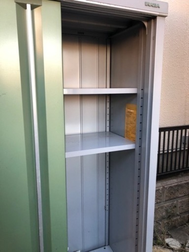 イナバ物置　鍵付き美品
