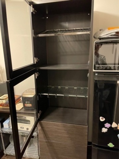 IKEA 食器棚ワイングラスの収納にも (あお) 大阪の収納家具《食器棚 