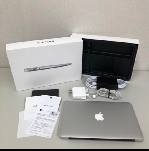 パソコン Apple MacBook Air 11inch Early 2014