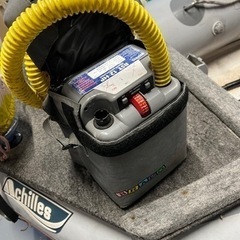 取引中　アキレス　ゴムボートFRP HB-310 夜間ライト類セットの画像