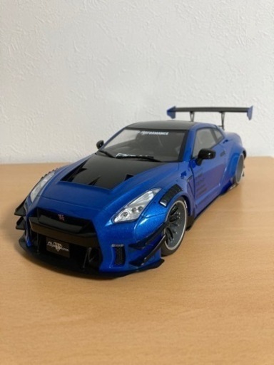ソリド 1/18 リバティーウォーク 日産 GT-R GT35 タイプ2 2020 ブルー メタリック
