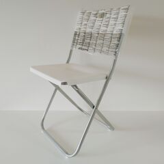3/12日までに引取り希望　IKEA　GUNDE グンデ 折りたたみチェア, ホワイト　500円　未開封新品　岡崎　安城　豊田　刈谷　蒲郡市　豊橋市　豊川市　西尾市　知立市　幸田町の画像