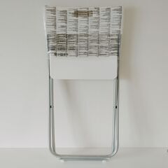 3/12日までに引取り希望　IKEA　GUNDE グンデ 折りたたみチェア, ホワイト　500円　未開封新品　岡崎　安城　豊田　刈谷　蒲郡市　豊橋市　豊川市　西尾市　知立市　幸田町の画像