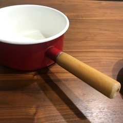 ホーロー鍋の画像