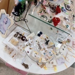 【至急28日まで】高級 オシャレテーブルの画像