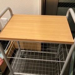 キャスターワゴン
