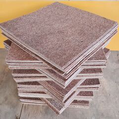 6 タイルカーペット100枚 50×50センチ