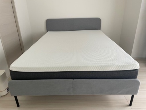 IKEA ベットフレーム　ダブル　スラットゥム