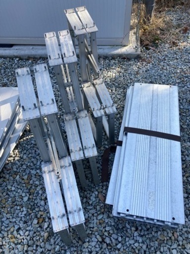 ニード　ひな壇　ひな段　アルミ　集合写真　写真撮影