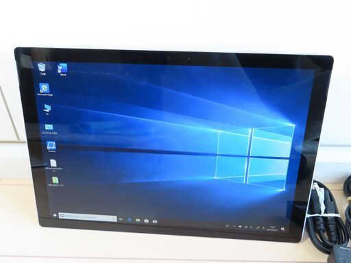 B18 Microsoft Surface Pro5 1796 第7世代 8GB 優良品 office2019