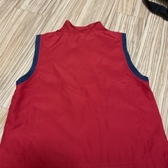 NIKE ベストの画像