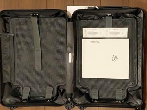 RIMOWA リモワ Essential Cabin S  34L ブラック