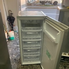 リサイクルショップどりーむ荒田店No.3913 冷蔵庫 2022年製 135L