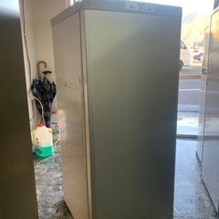 リサイクルショップどりーむ荒田店No.3913 冷蔵庫 2022年製 135L