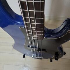 エレキベース Squier by fender プレシジョンベースの画像