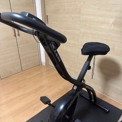室内用自転車　フィットネスバイク　クロスバイク　エアロバイク