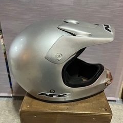 オフロードヘルメット 比較的綺麗です。の画像