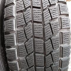 スタッドレスタイヤ
14インチ　175/65R14 82Q

の画像