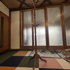木製ハンガーラックの画像