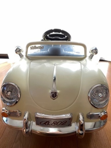 乗用玩具　人気のポルシェタイプ　ラジコンカー